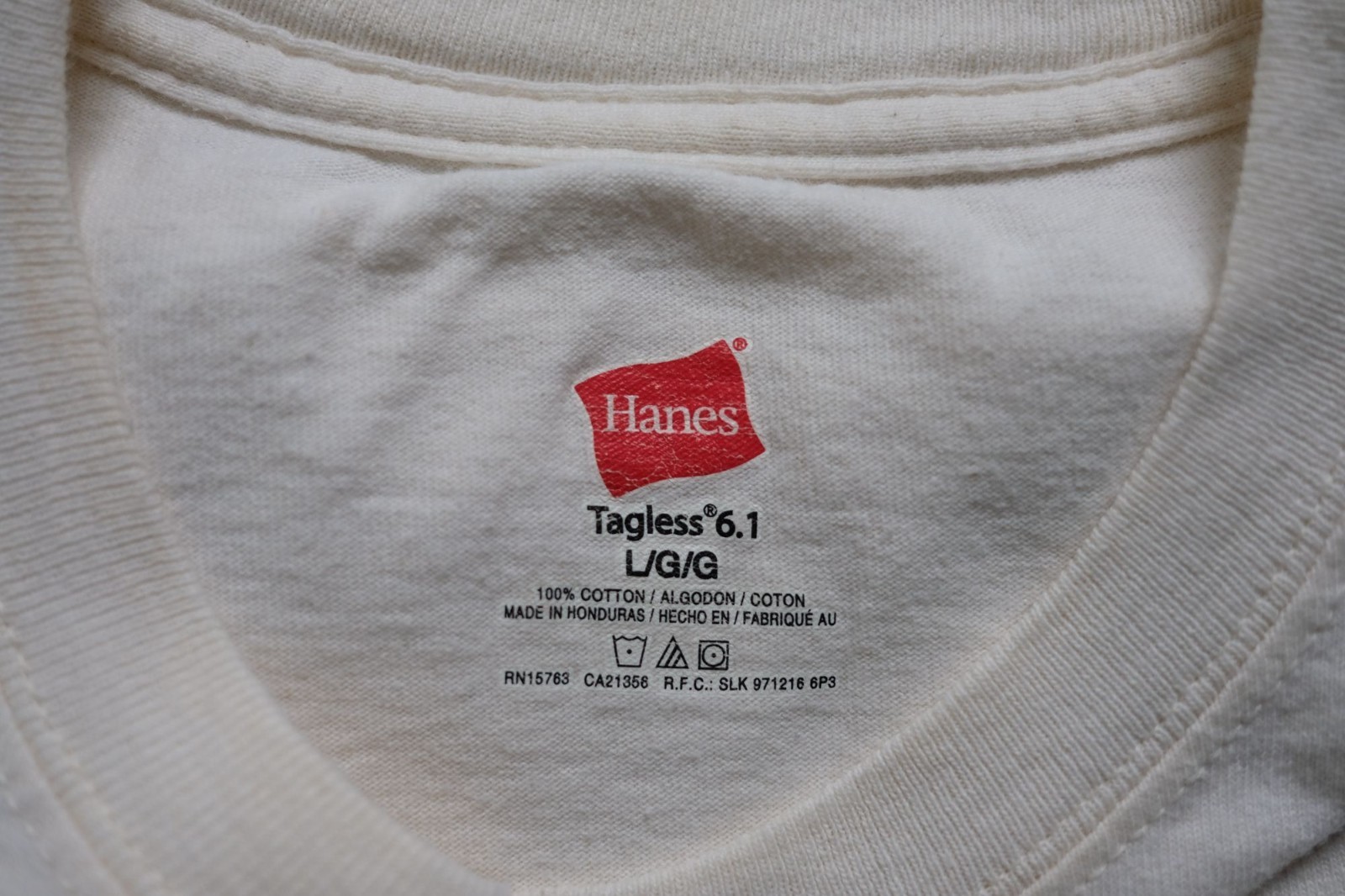 HANES VTG Y2K RETRO FUNNY COMEDY WIENER CAMPING OUTDOOR GRAPHIC WHITE T SHIRT gallery