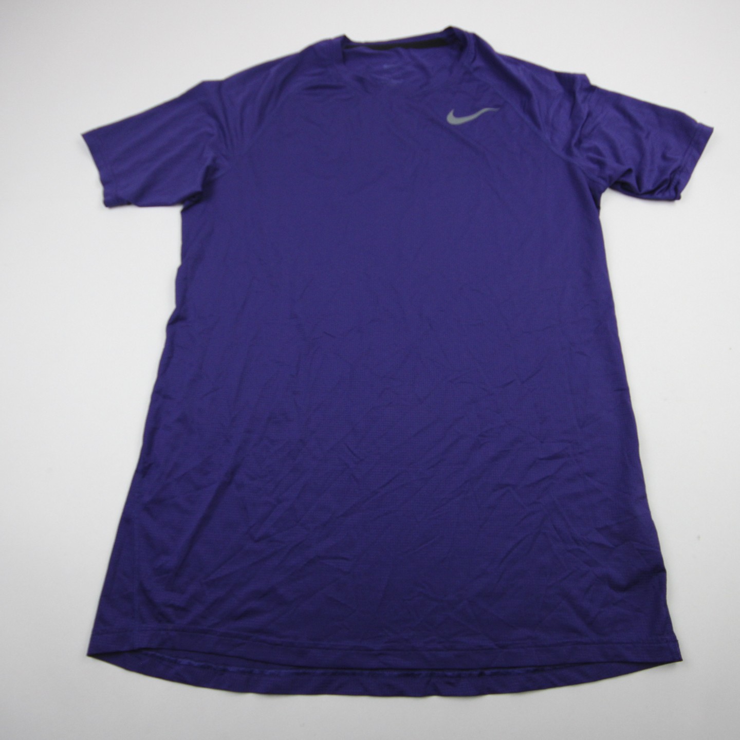 Nike Dri-Fit Short Sleeve Shirt Men's Purple Used L gallery
