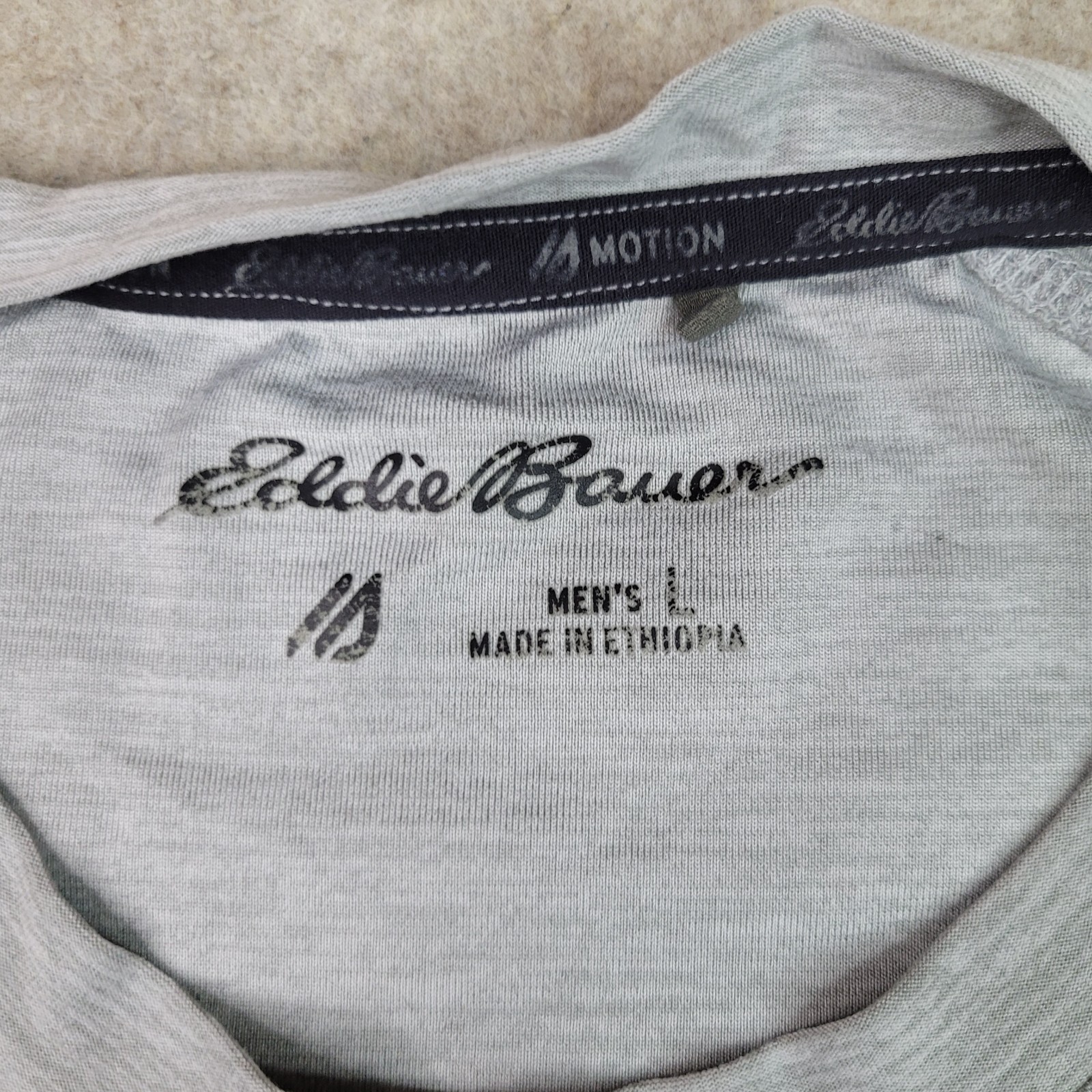 Eddie Bauer Motion T-Shirt Mens L Gray Short Sleeve Free Dry Crew Neck Active gallery