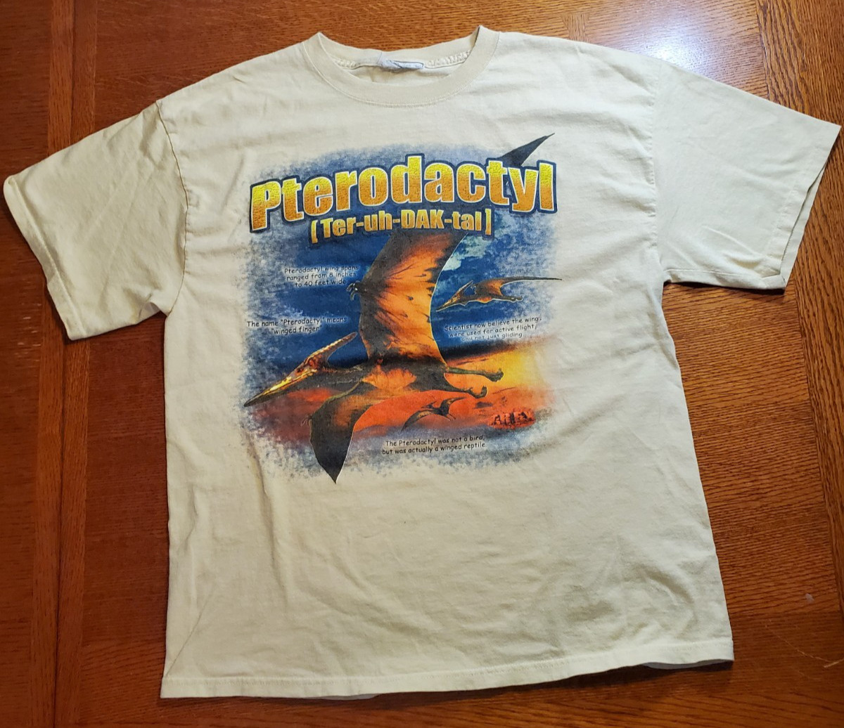 Vintage Pterodactyl Dinosaur Shirt Mens Large Pale yellow