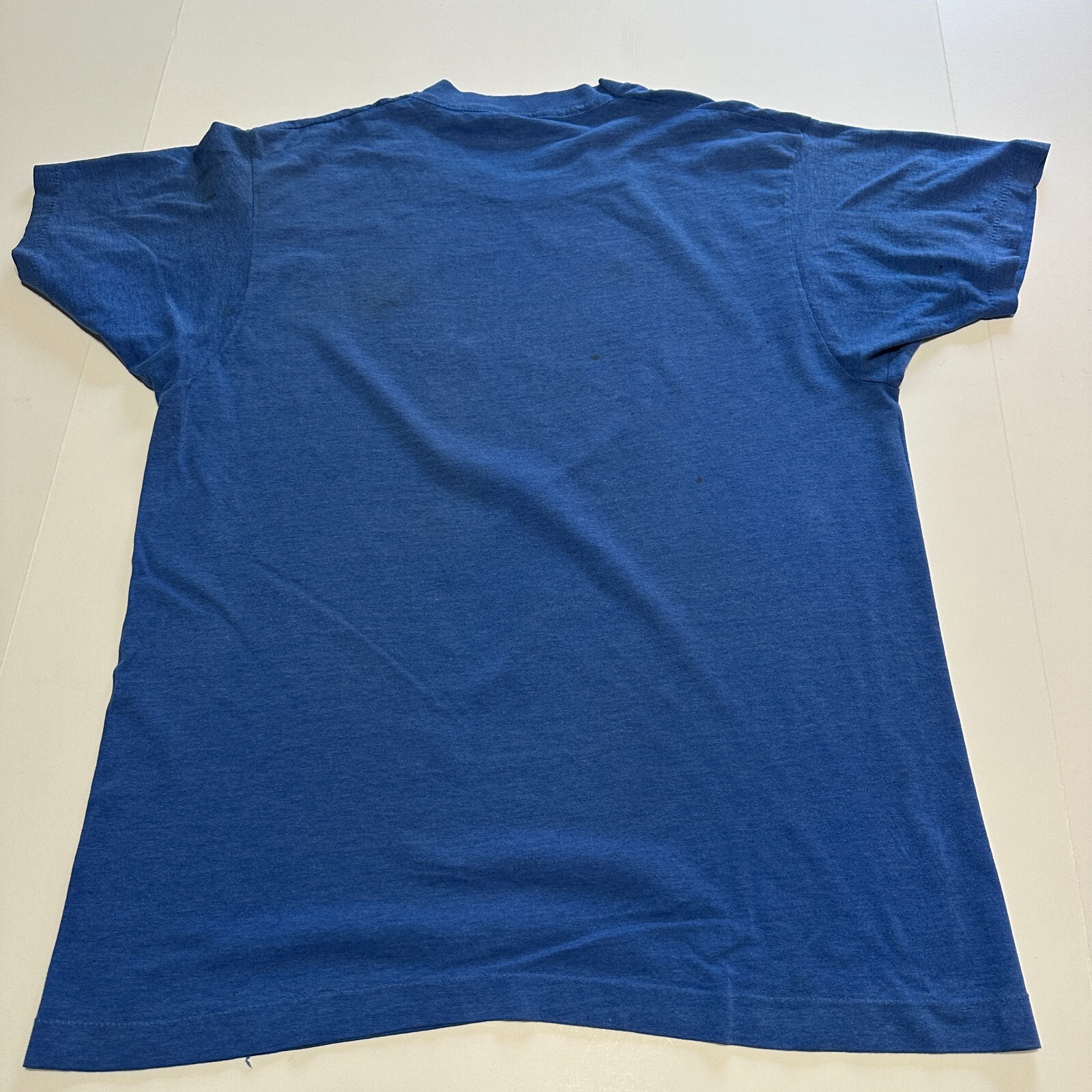 Vintage Single Stitch Alaska Huskies Bobsled Graphic T Shirt Size Large Blue gallery