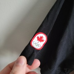 Hudson’s Bay Co. Canada Olympics Size Medum Black w/ Red Maple Leaf Short Sleeve