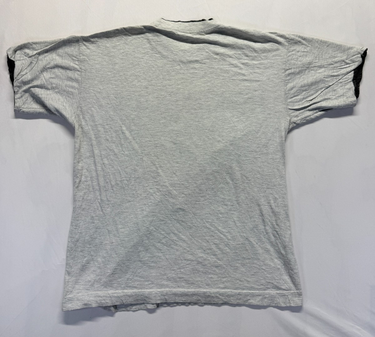 Vintage Arawak T Neely's Of Nassau Shirt Mens Medium Gray Graphic Print Bahamas gallery