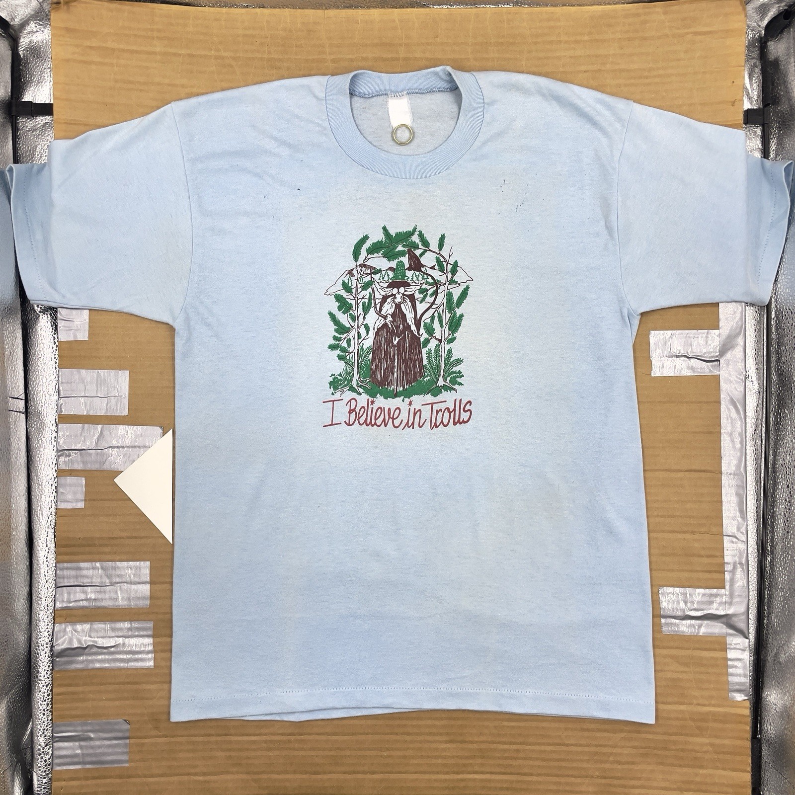 VTG 80s “I Believe In Trolls” 20” x 27” Fantasy D&D Tolkien T Shirt gallery