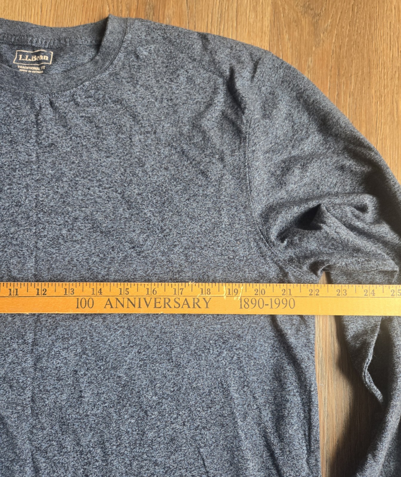 LL Bean Men TShirt Medium Tall Navy Long Sleeve Traditional Fit 100% Cotton gallery