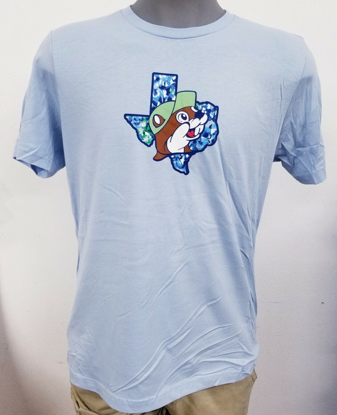 Buc-ee's Texas Bluebonnets "Picture Perfect" Beaver Blue T-Shirt New Choose Size gallery