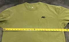 Medium Nike Sportswear Premium Essential Pocket Tee Green DR7929 Loose Fit