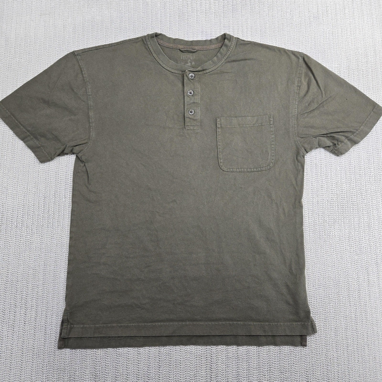 Red Head Henley Shirt Mens Medium Olive Green Short Sleeve Chest Pocket Tee gallery