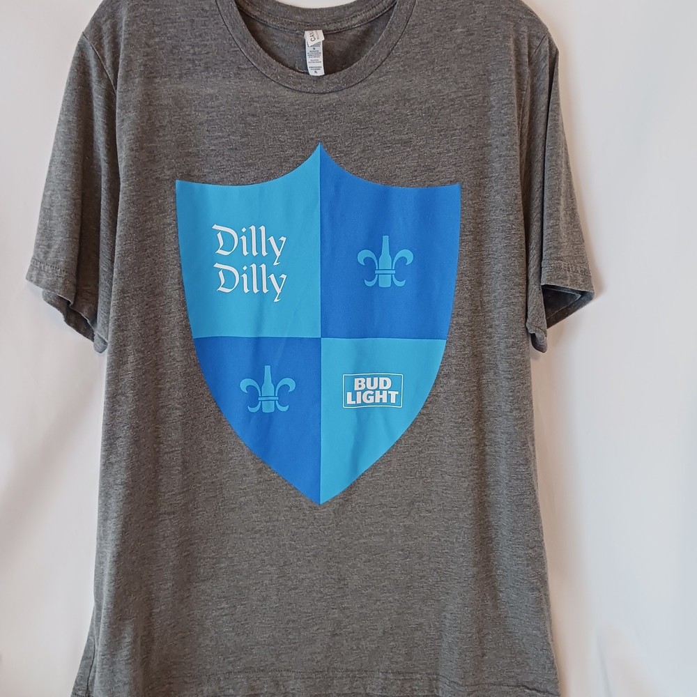 Dilly Dilly Shield Bud Light Men’s XL T-Shirt