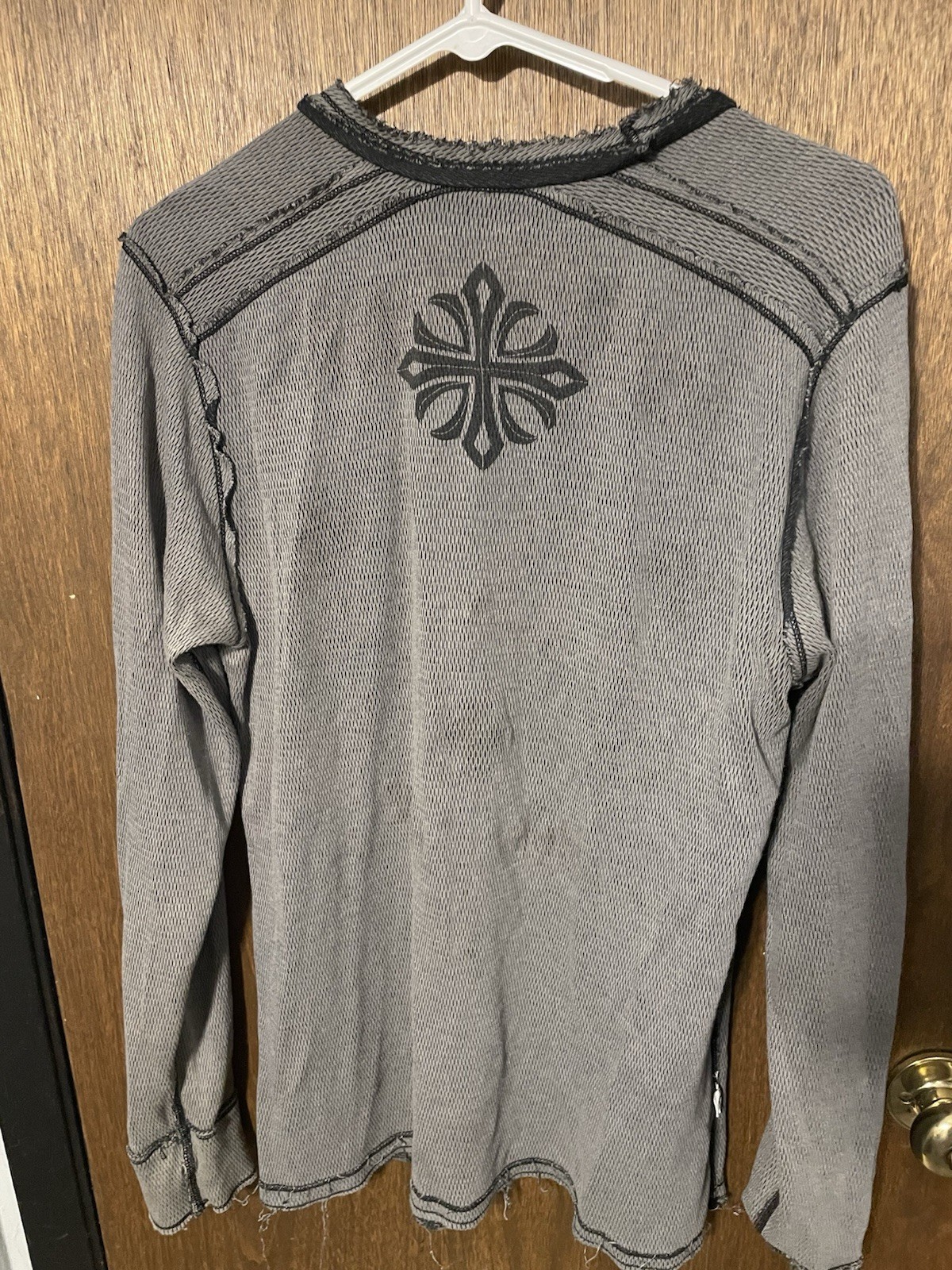 Affliction Live Fast Thermal Shirt Mens L Gray Flocked Cross Distressed Y2K gallery