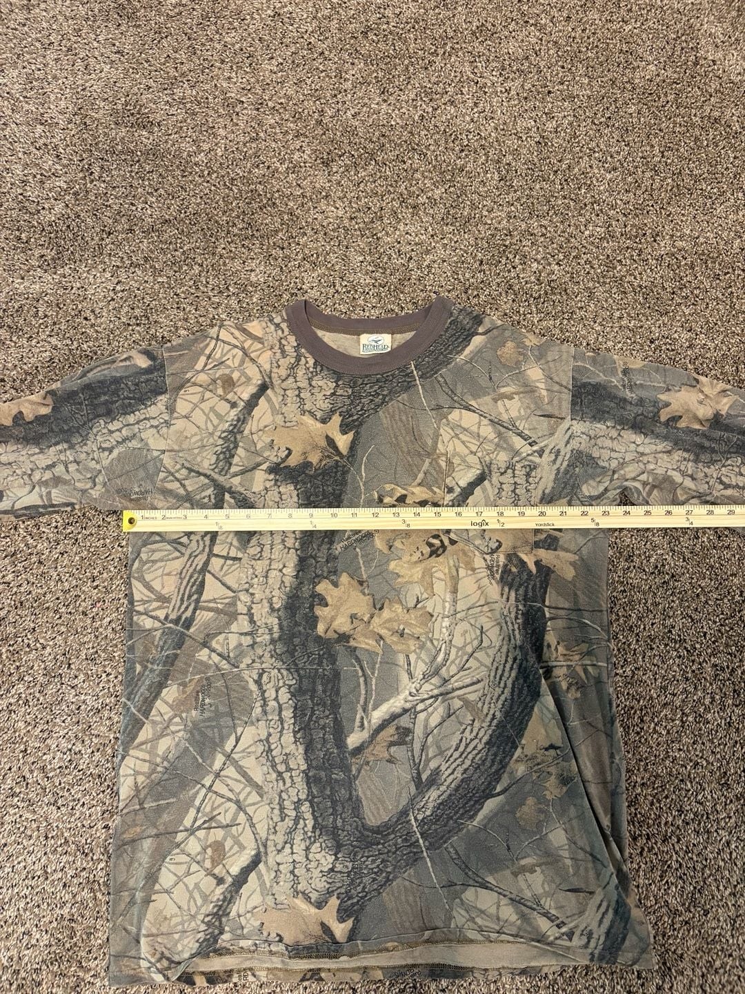 Vintage RedHead Realtree Hardwoods 20-200 Camo Long Sleeve Pocket T-Shirt gallery