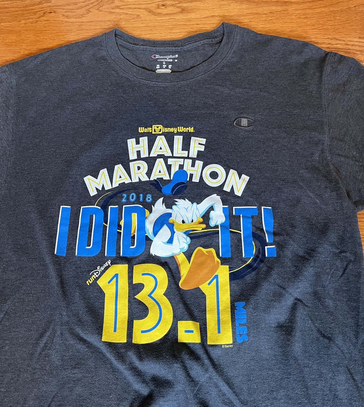 Disney Half Marathon 13.1 2018 T Shirt LARGE Donald Duck I DID IT Champion 13.1 gallery