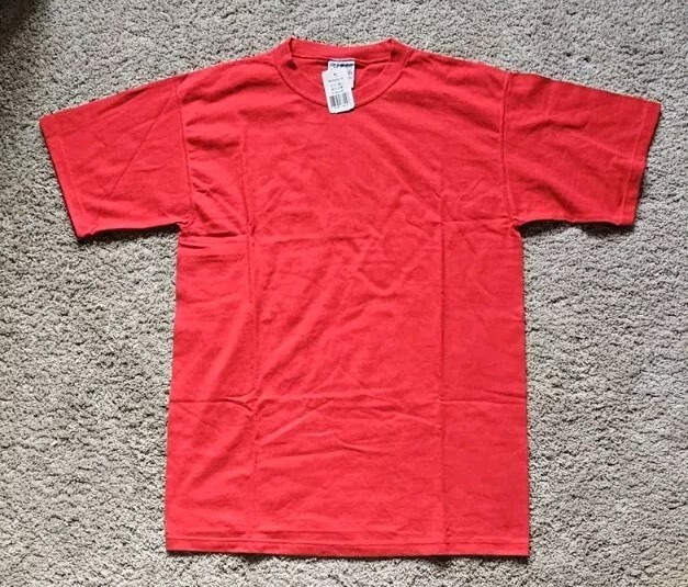 Vintage Pluma Red Heavyweight Cotton T-Shirt Men’s Size Medium Made In USA NWT