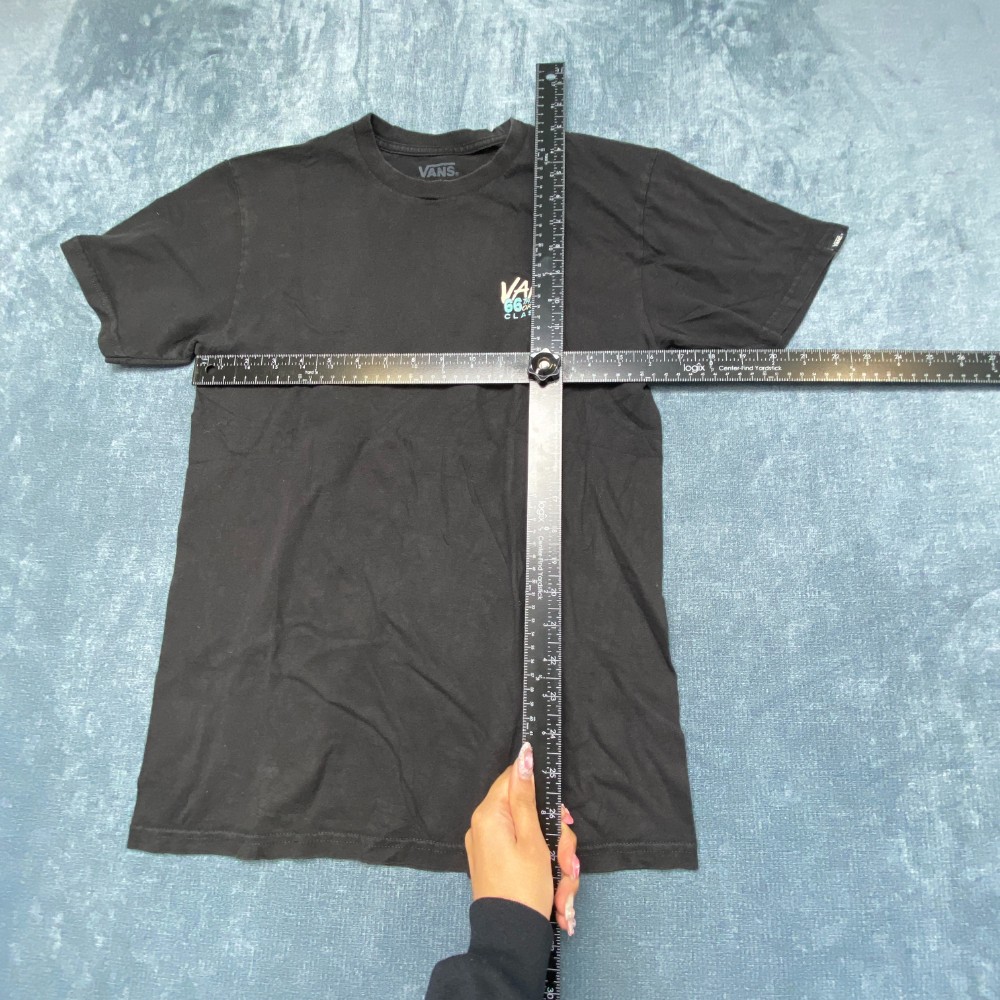 Vans Off The Wall T-Shirt Men Small Black Cotton Dark Wash Graphic Everyday Wear gallery