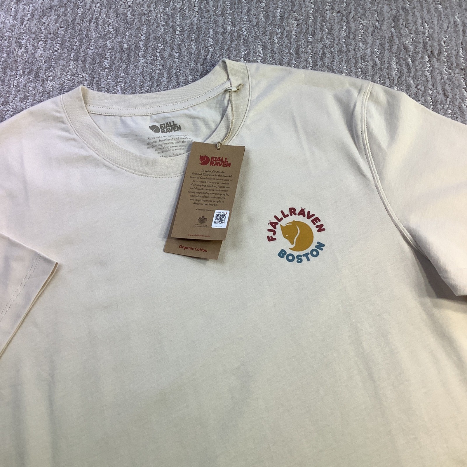 Fjallraven Kanken T-shirt Boston Chalk White Organic Cotton Unisex Small NWT gallery