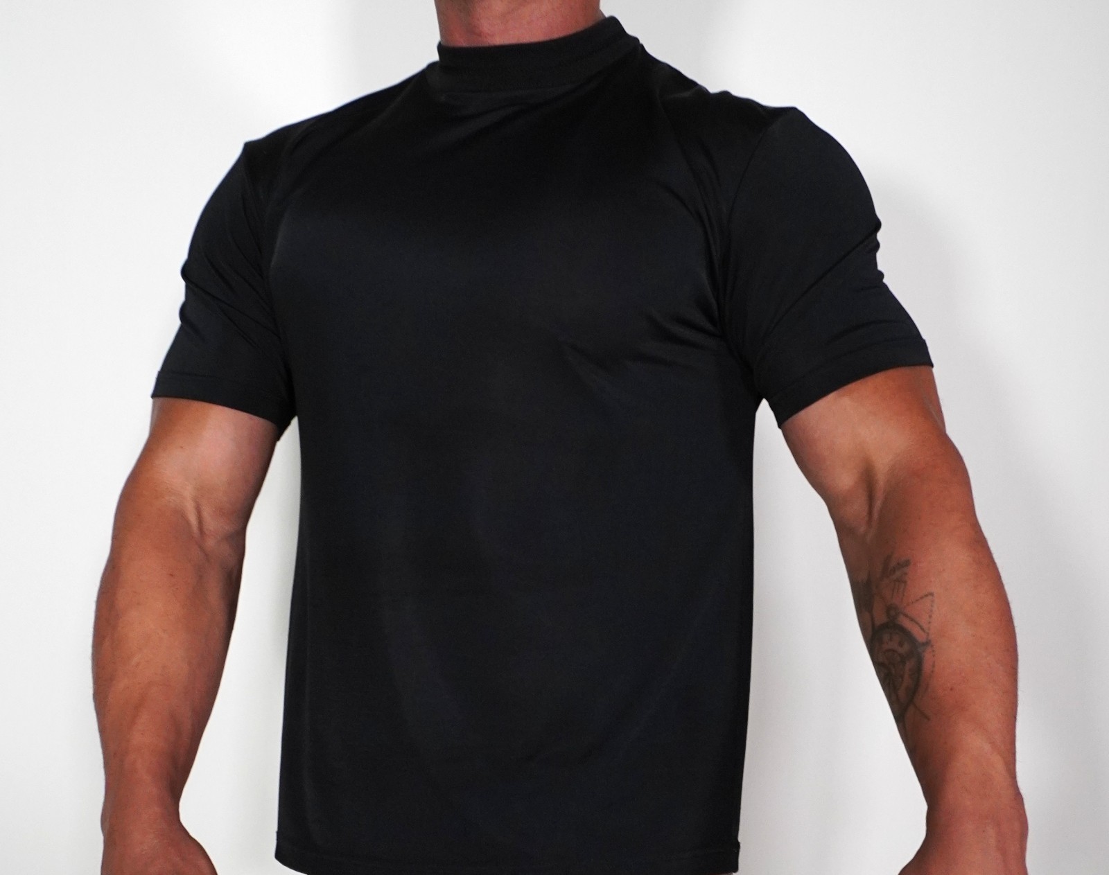 MEN'S SHORT SLEEVE SEMI-SHEER BLACK SLINKY SHIRT SIZE MEDIUM gallery
