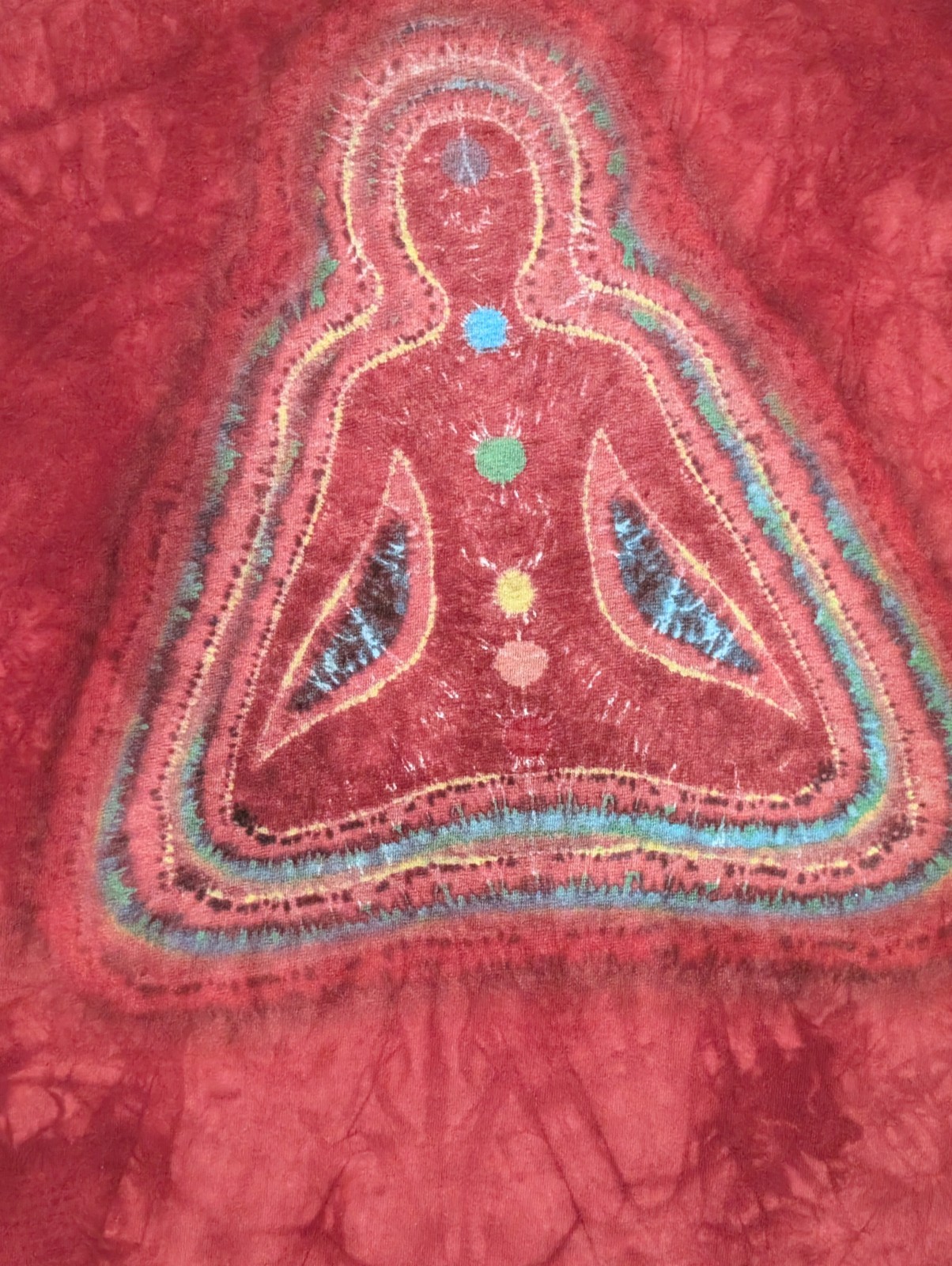 The Mountain Men’s T-shirt Red Chakra Prayer Retired Logo XL #2175 EUC