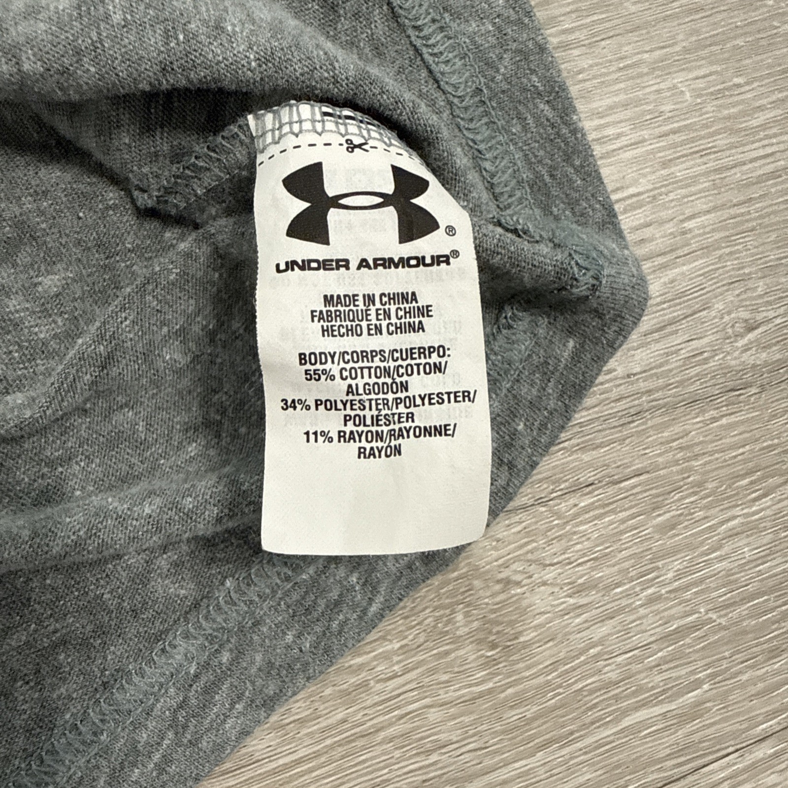 Under Armour Shirt Men's Gray HeatGear Logo Athletic Tee Medium gallery