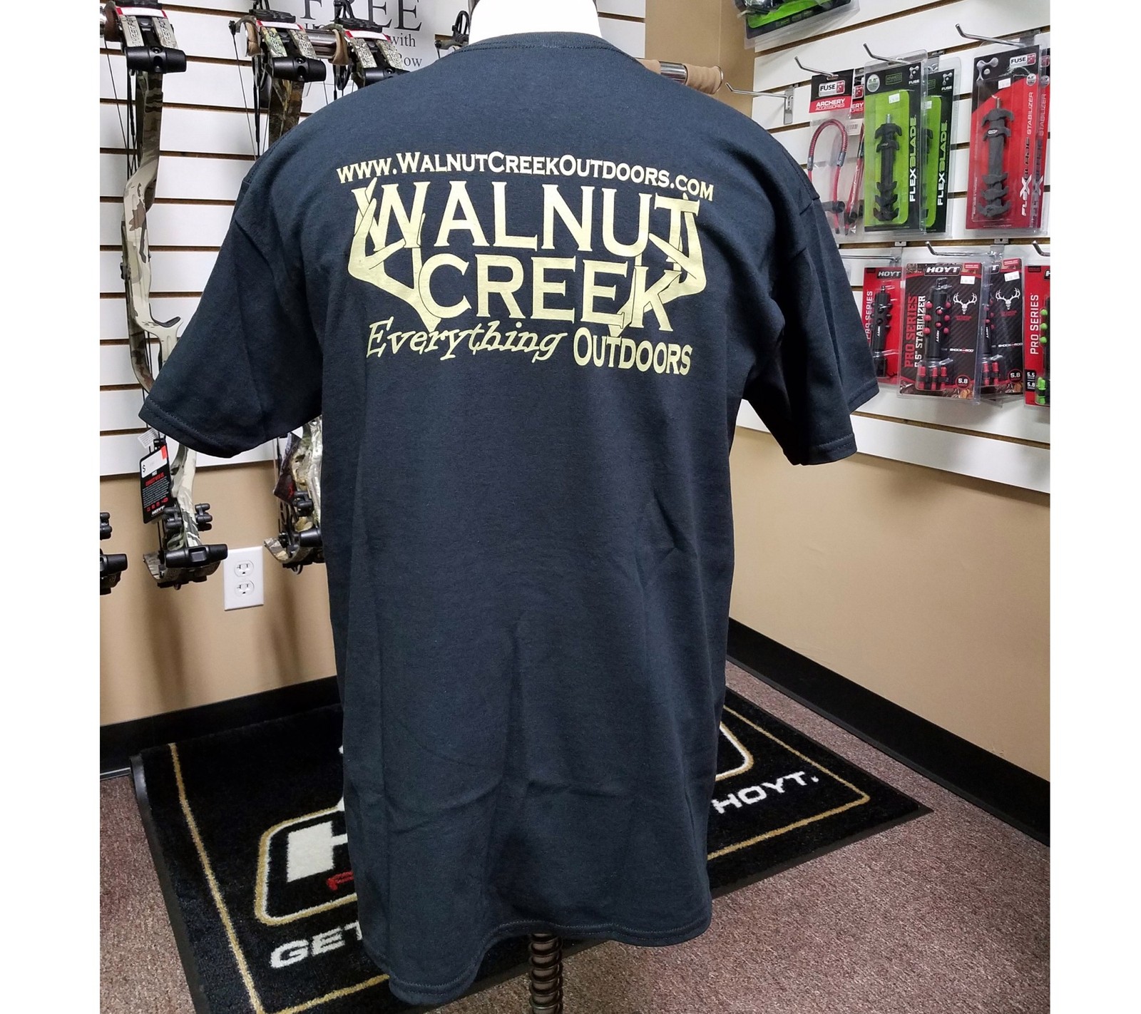 Hoyt Bowhunting Walnut Creek Promo Limited Edition Black Short Sleeve Shirt gallery
