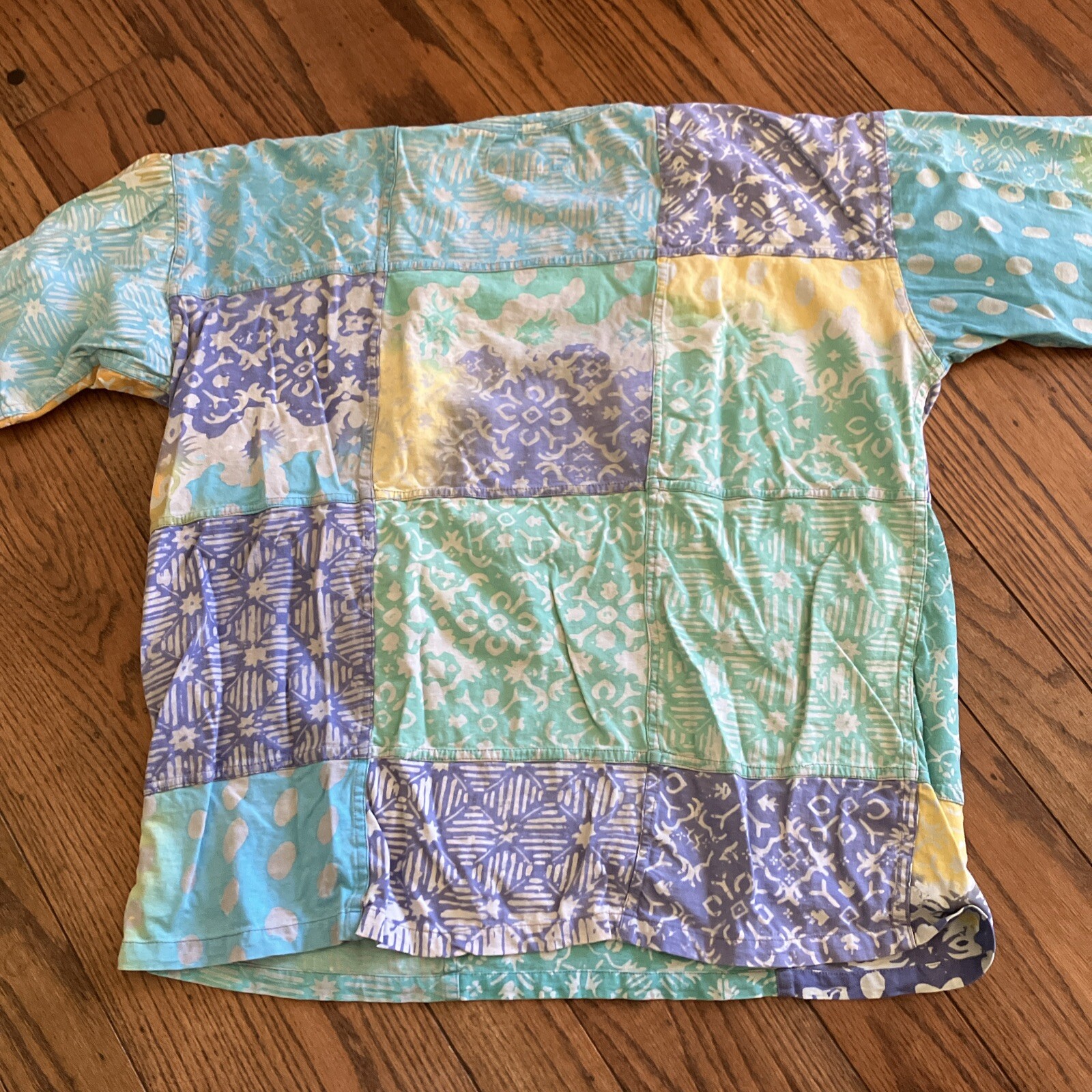 VTG 90s Climate Colorful Tie Dye Art AOP Boxy T-Shirt L Quilted 100% Cotton gallery