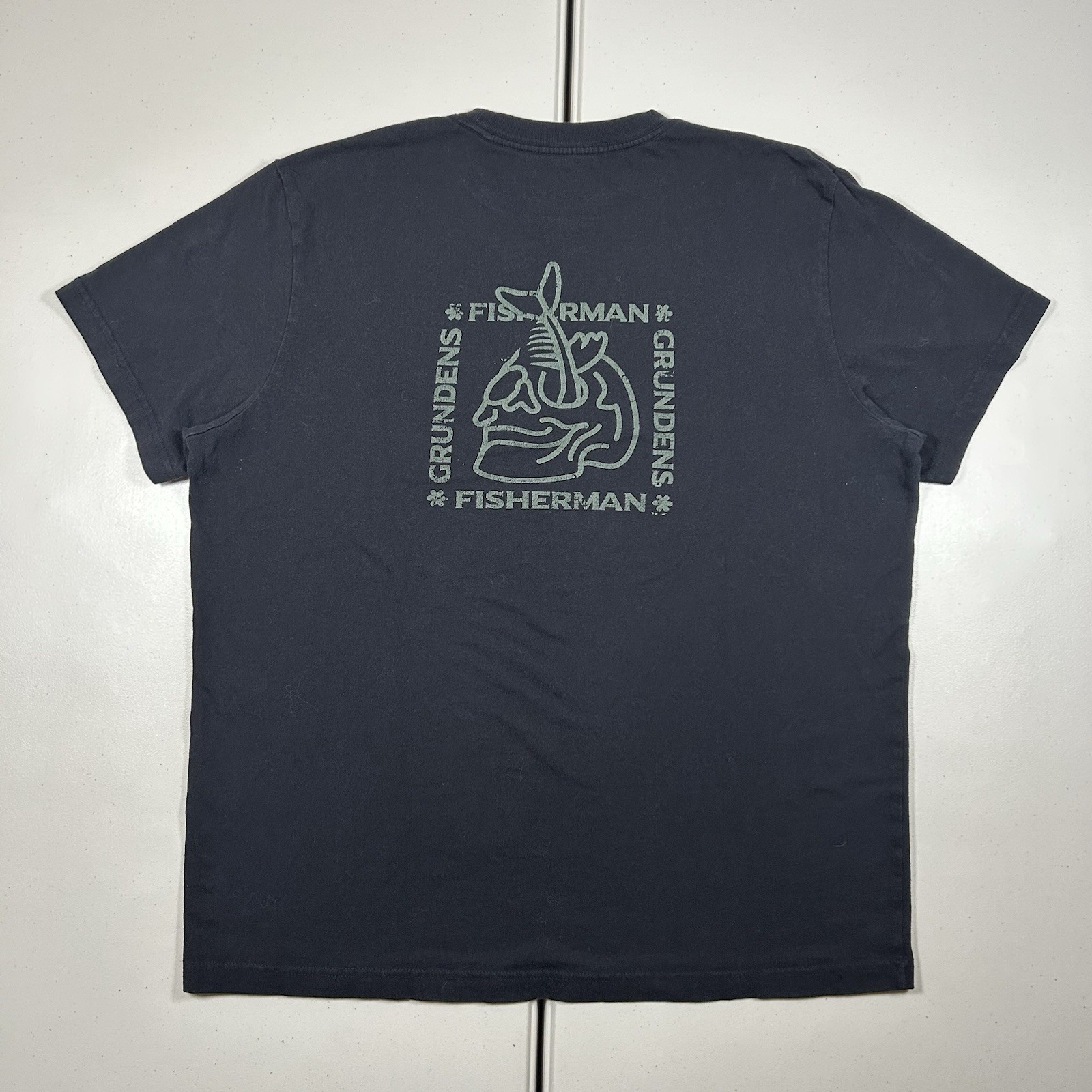 Grundens Fisherman Skull Graphic T Shirt Men’s Size XL Black Sportsman Outdoors