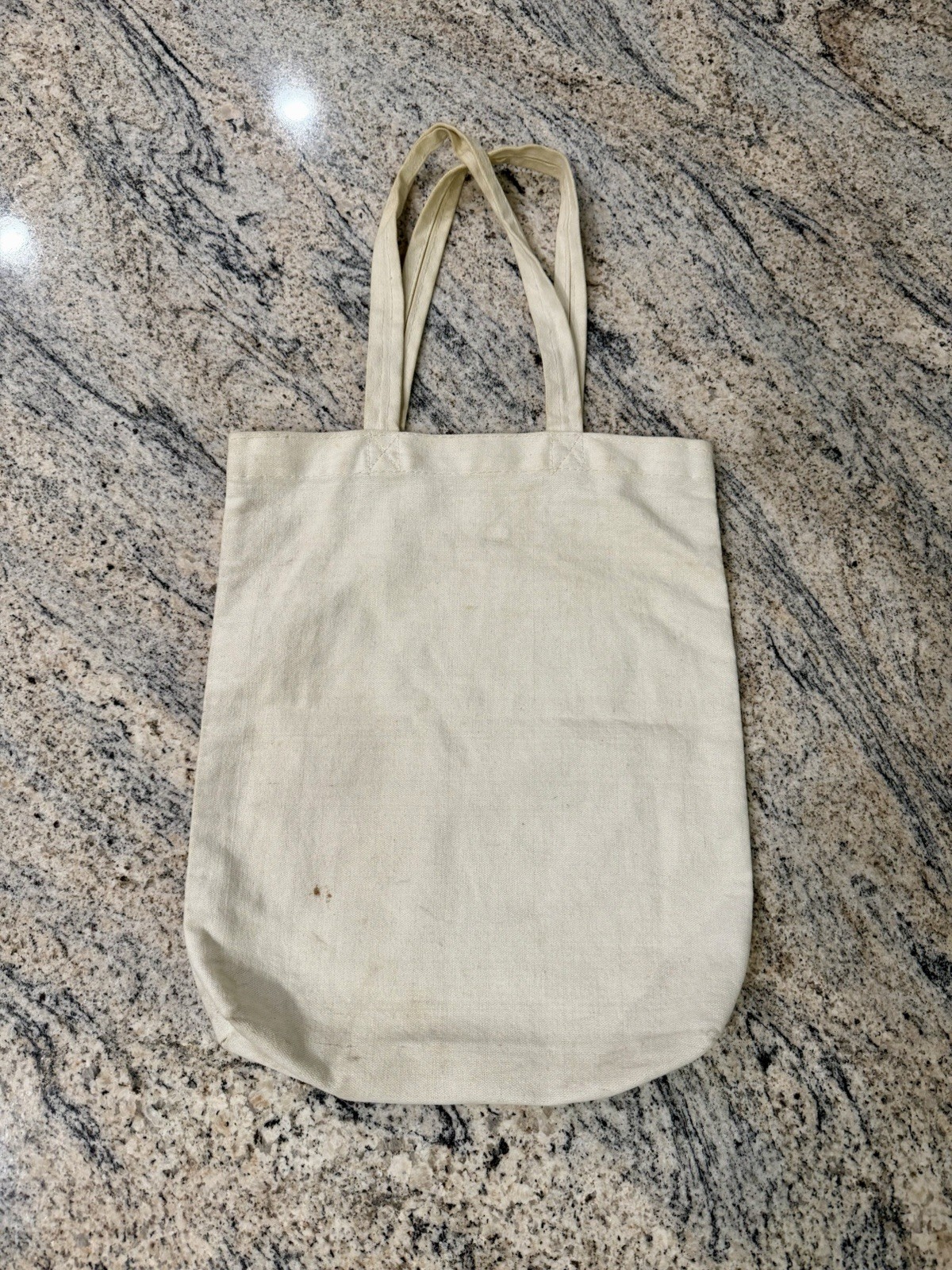 UUV Global Black T-Shirt & Cream Tote Bag | Tee Size Large gallery
