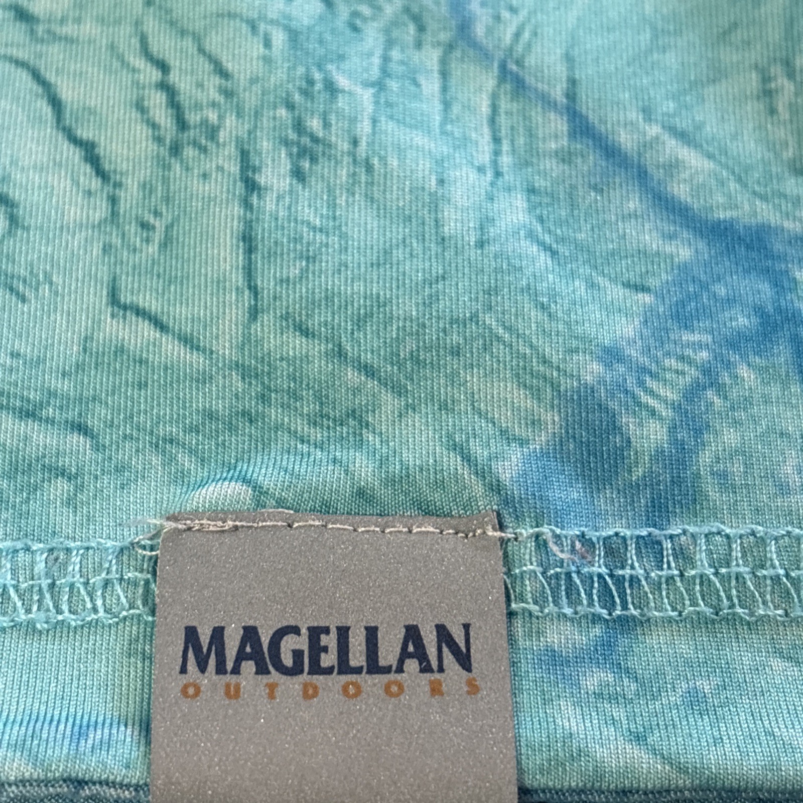 Magellan Fishing T-Shirt Aqua Blue Realtree Fish Camouflage Reversible Size Sm gallery