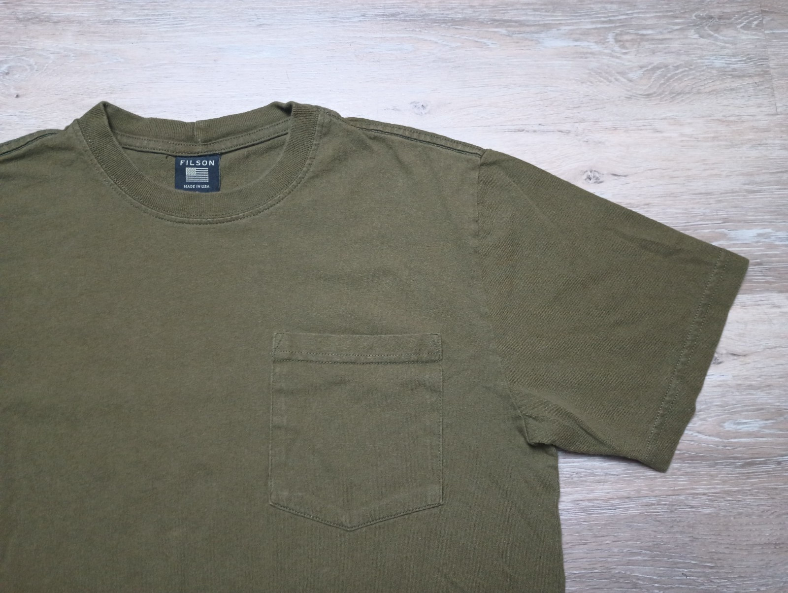Filson Solid Pocket Tee T-Shirt Olive Men’s Size Small Made In USA outdoors EUC gallery