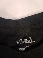 Visual. Men’s Medium Black T-Shirt City Rain Street Scene Graphic Print Crew