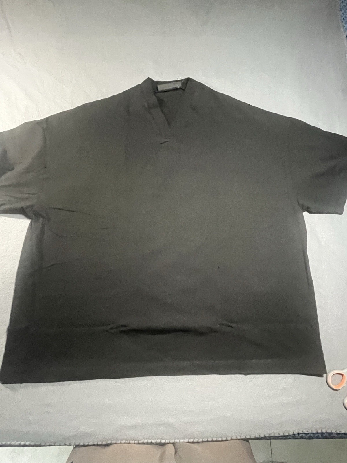 Essentials Fear of Gods T-shirt- Men’s XL gallery