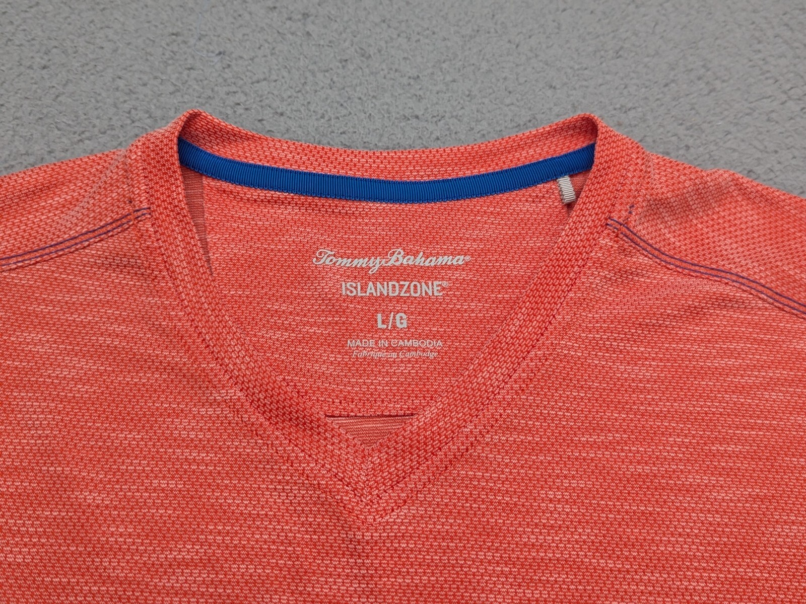 Tommy Bahama T-Shirt Mens Large Coastal Crest Coral SS V-Neck Logo Marlin $79 gallery