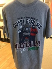 New~England~Patriots~ QUEST FOR SIX Dilly~Dilly BRING ON PHILLY T SHIRT SZ L DB1