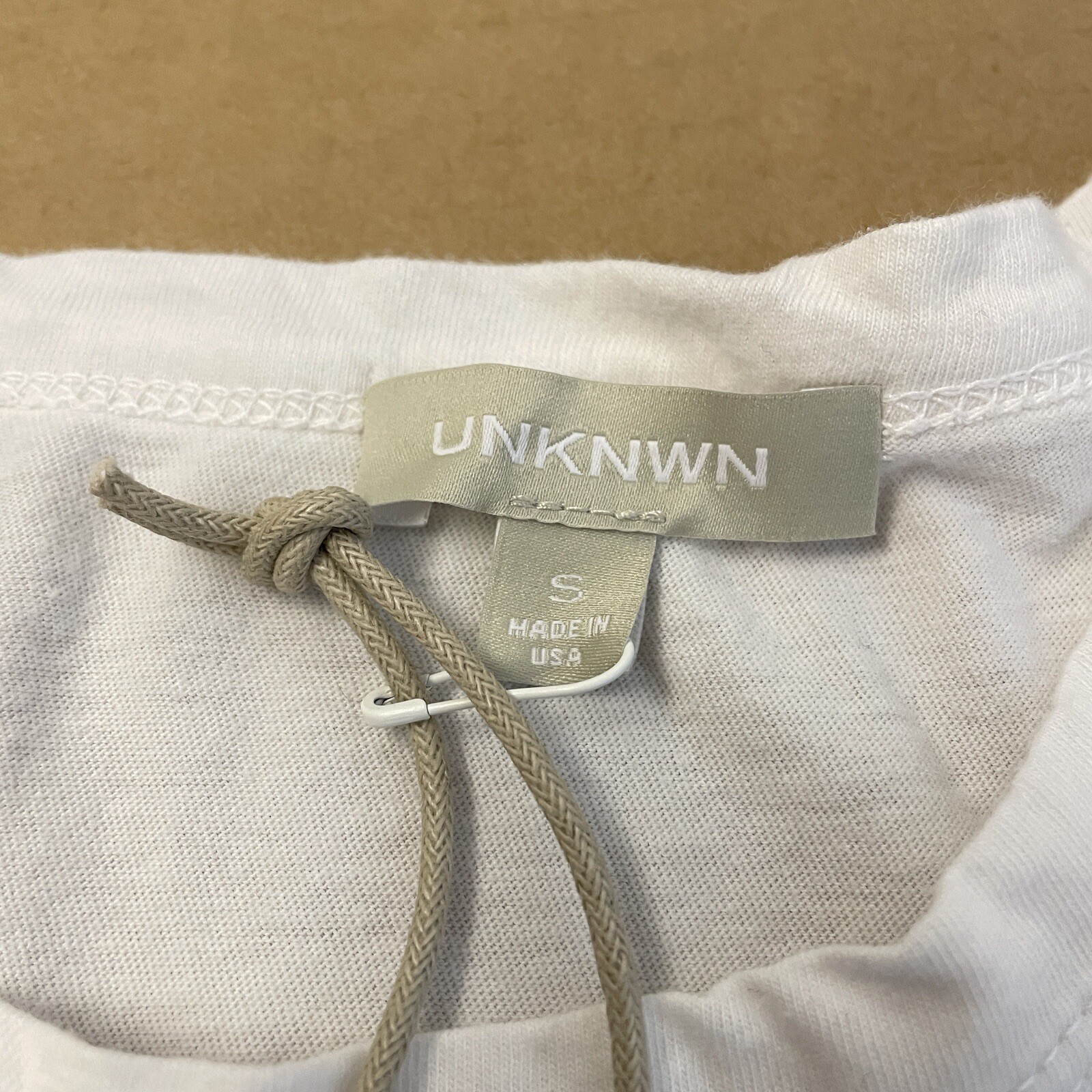Unknwn Miami Shirt Adult Small White Lebron James Embroidered Casual Mens $85 gallery
