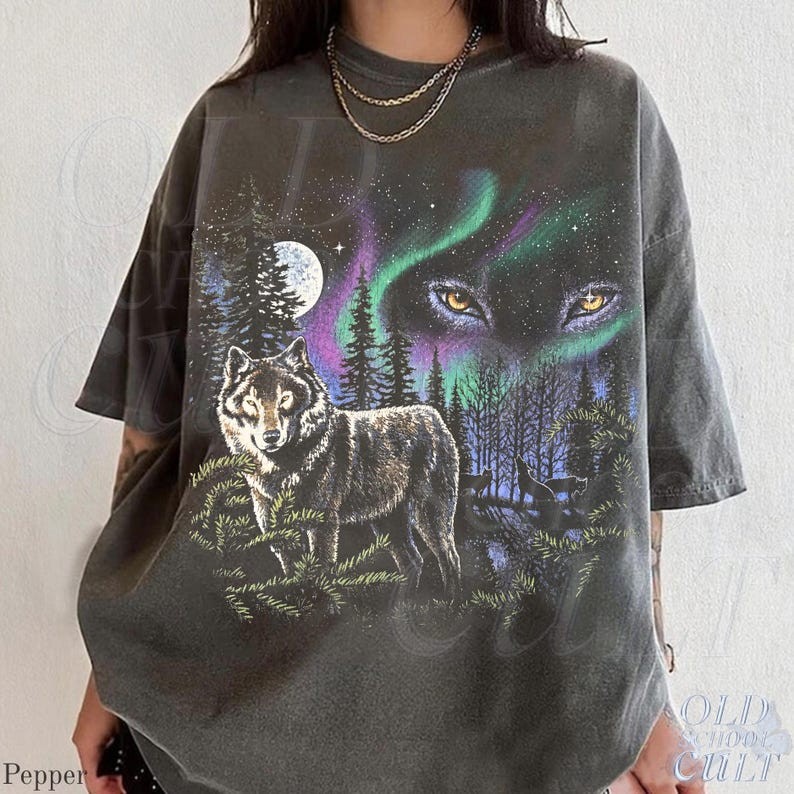 Wolf Vintage 90s Graphic T-Shirt Retro Forest Moon Northern Lights gallery