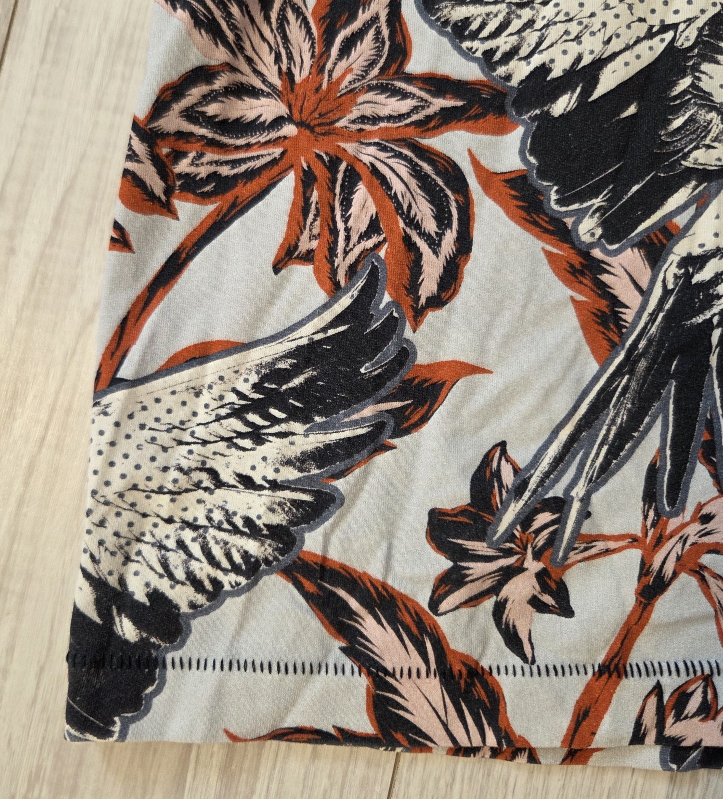 Ted Baker Parrot Floral Print Crewneck T Shirt Short Sleeve Men Size 6 Hawaiian gallery