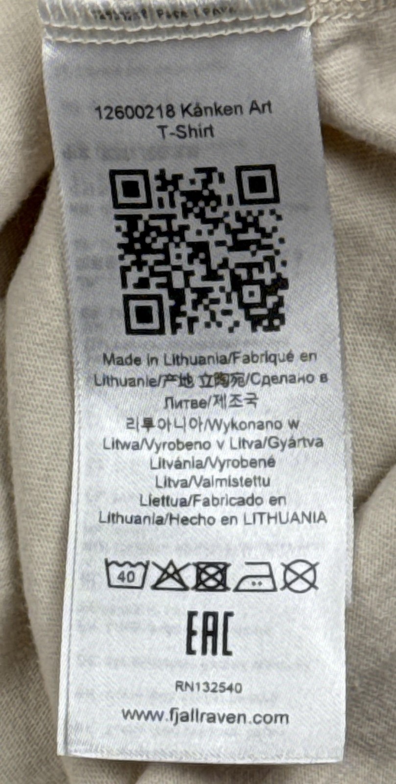 Fjallraven Shirt Mens Medium White Kanken Art Charlene Johnny Tee 12600218 gallery