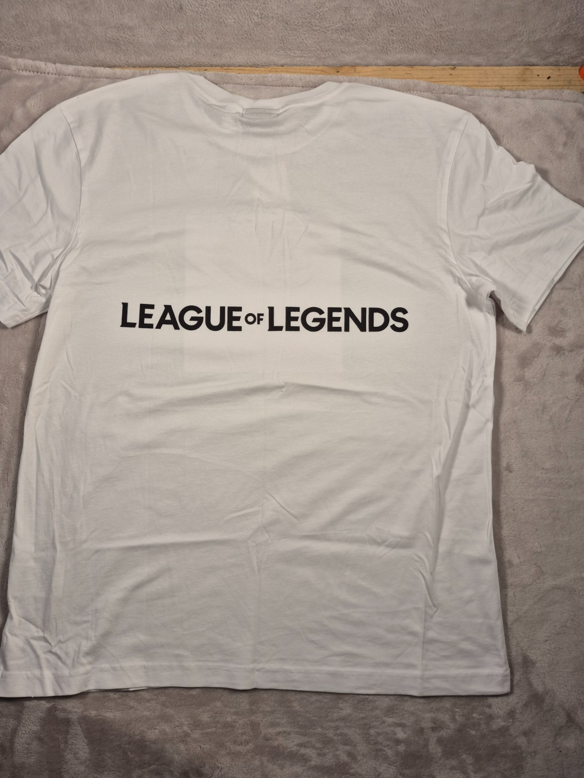 NWT League Of Legends Shirt Mens Large White Short Sleeve Doublesided gallery