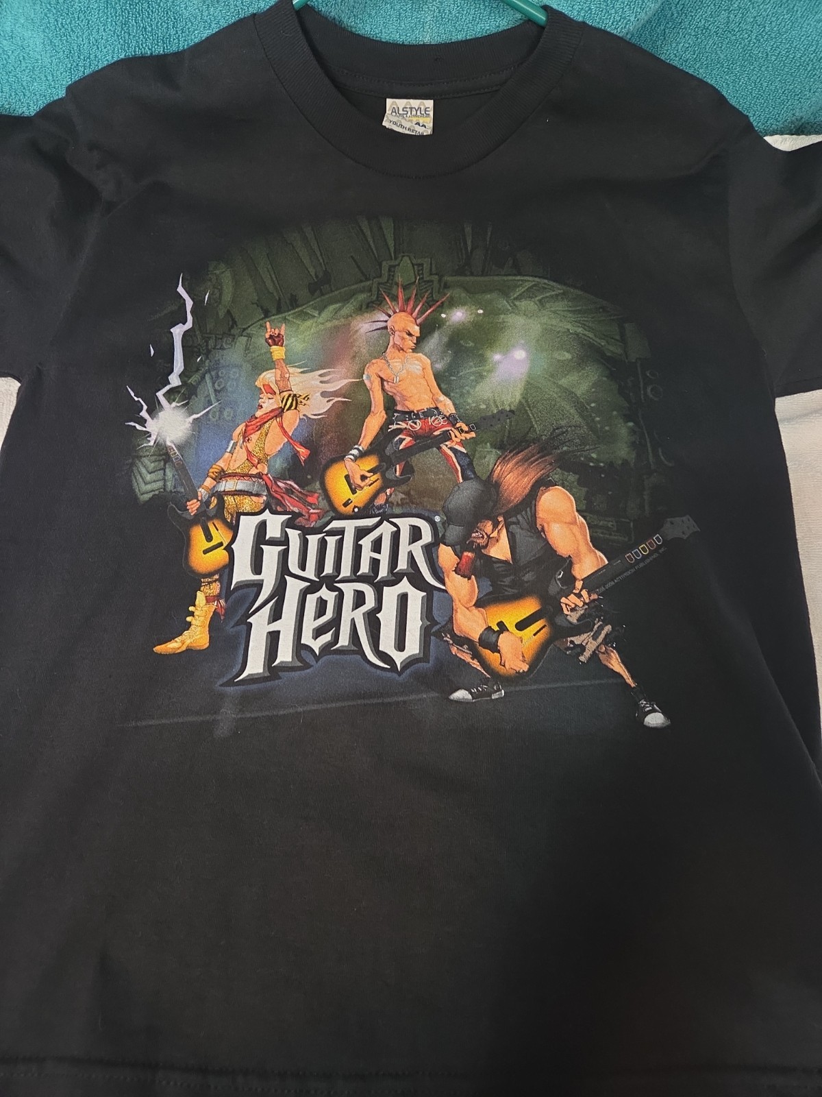 Guitar Hero 2008 Video Game Promo T-Shirt YOUTH LARGE SEE Measurements gallery