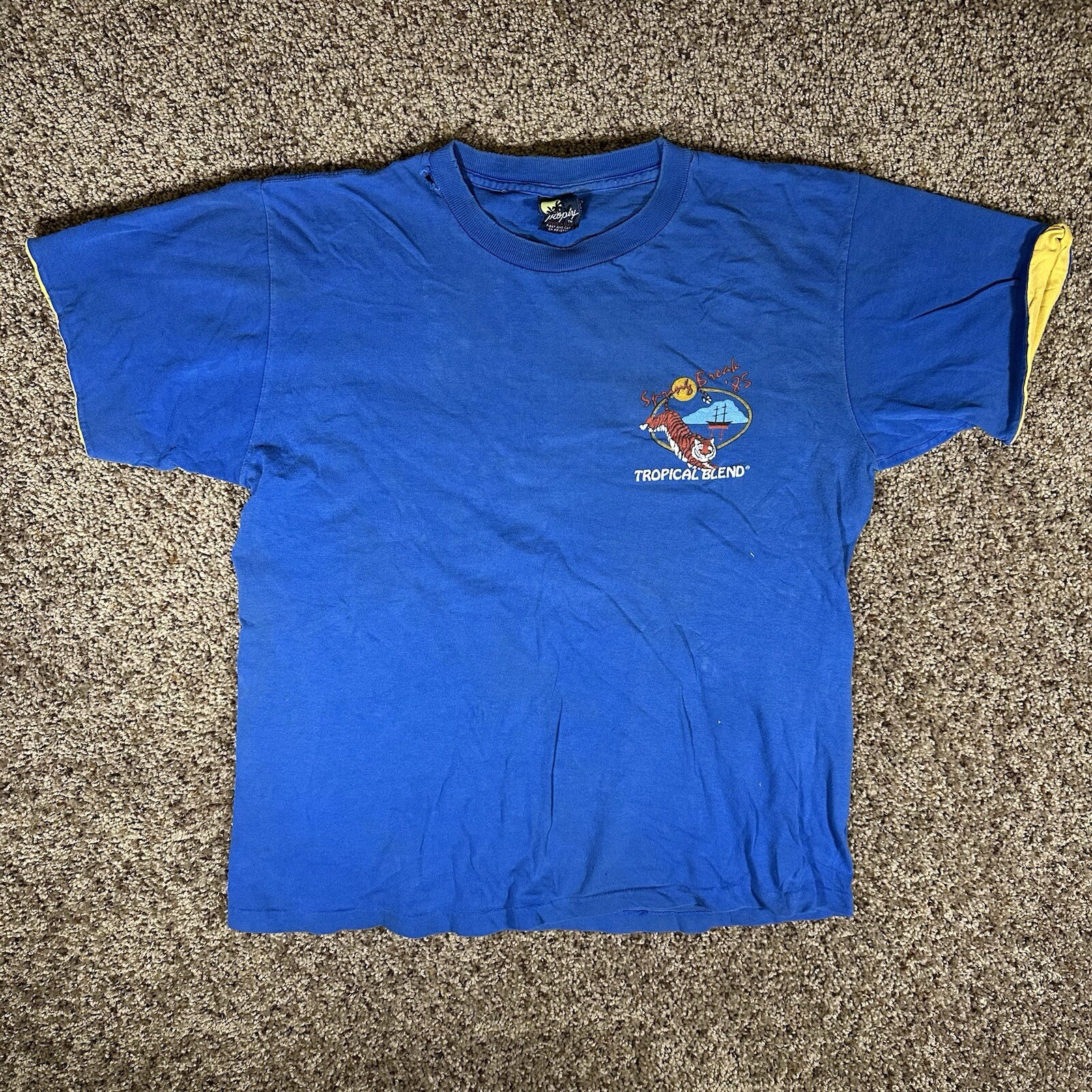 Vintage Spring Break 1985 Tropical Tiger Nature Art Shirt Size L 80s gallery