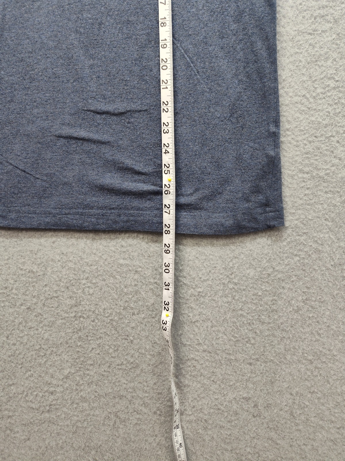 H&M Men Shirt L Gray Crew Neck Short Sleeve Flat Front Stretch Pullover Tee gallery