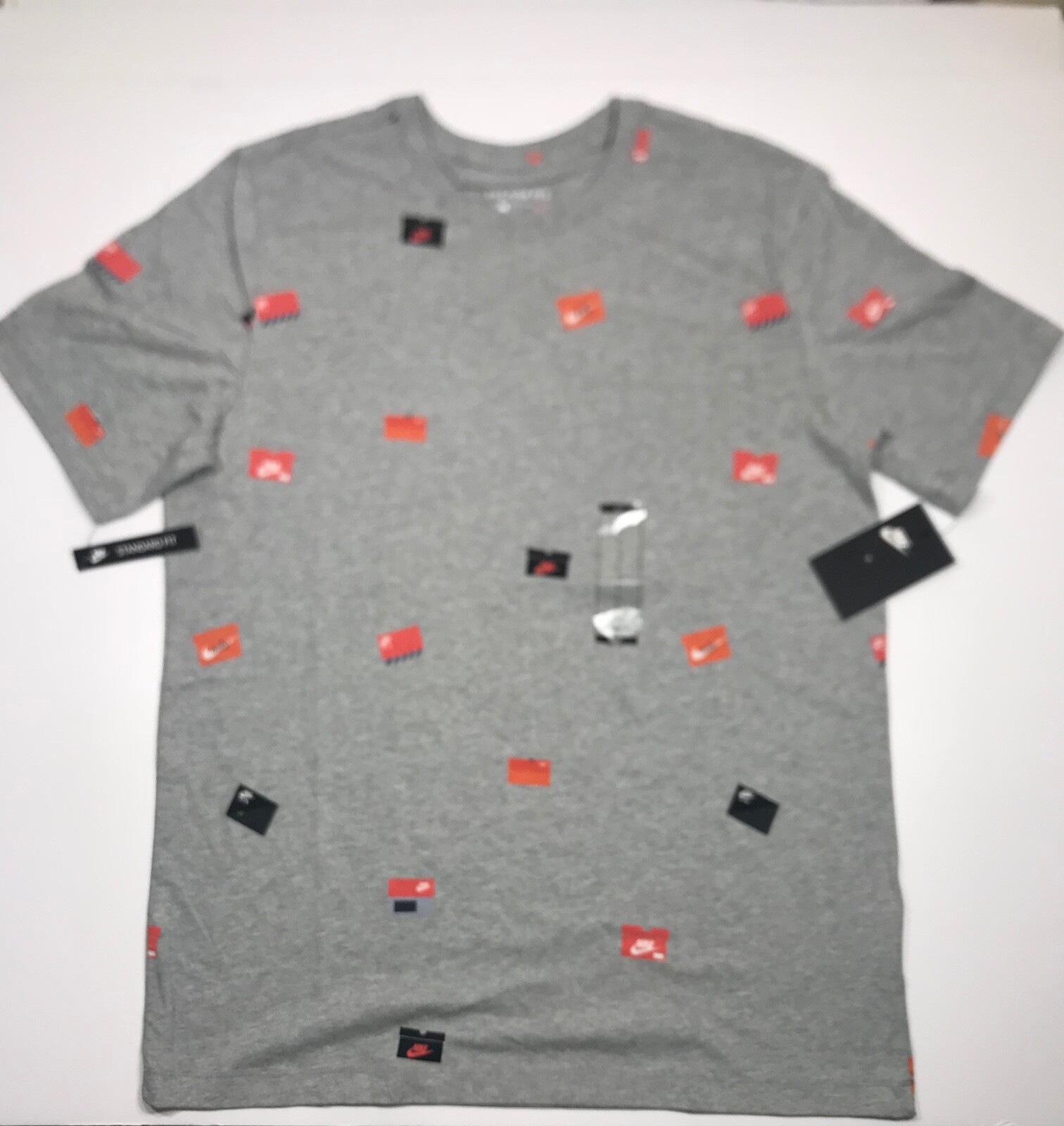 Nike Sportswear Footwear Pack 1 Tee - dark grey heather BQ0066-063 LARGE gallery