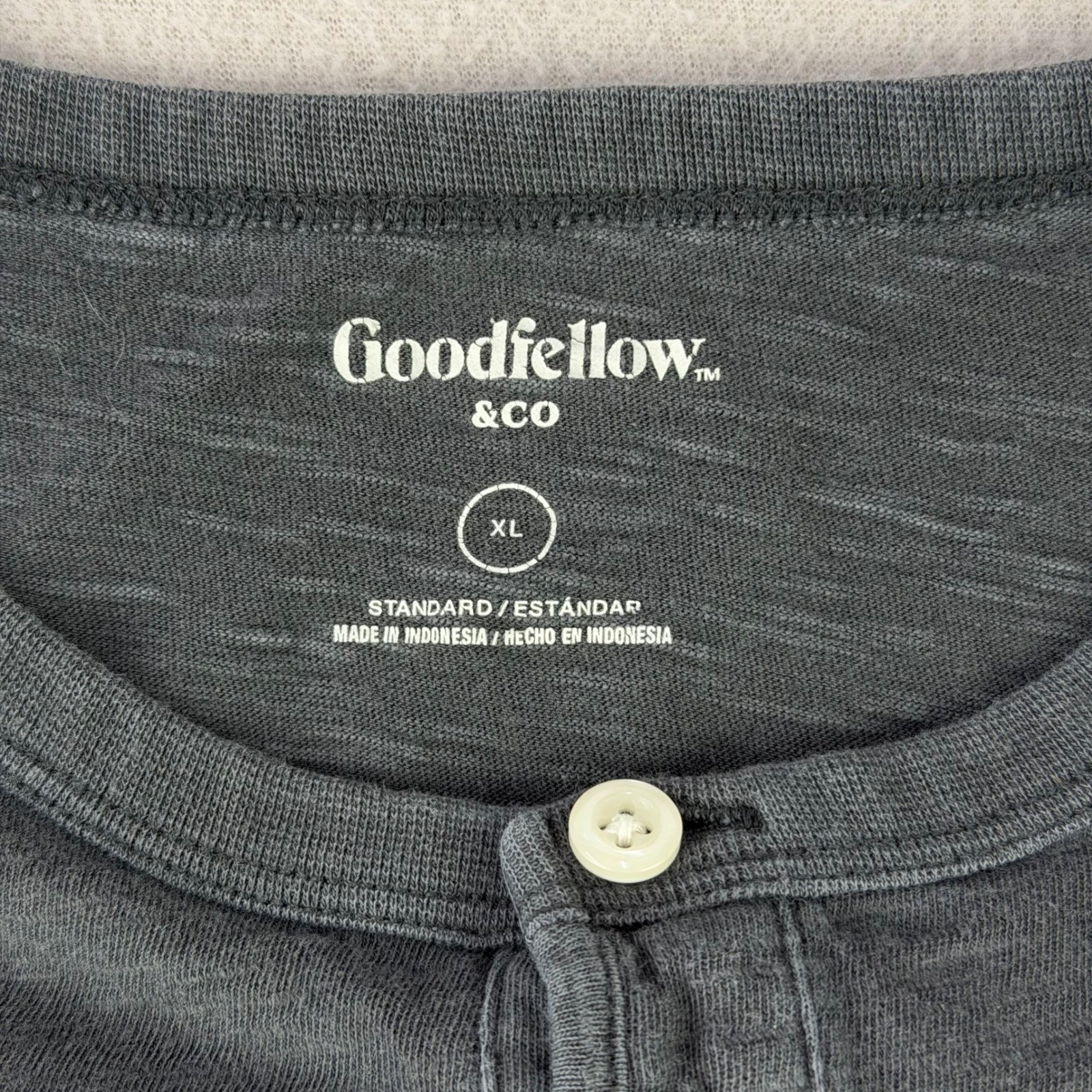 Goodfellow Henley Shirt Mens XL Gray Casual Short Sleeve Slub Cotton Minimalist gallery