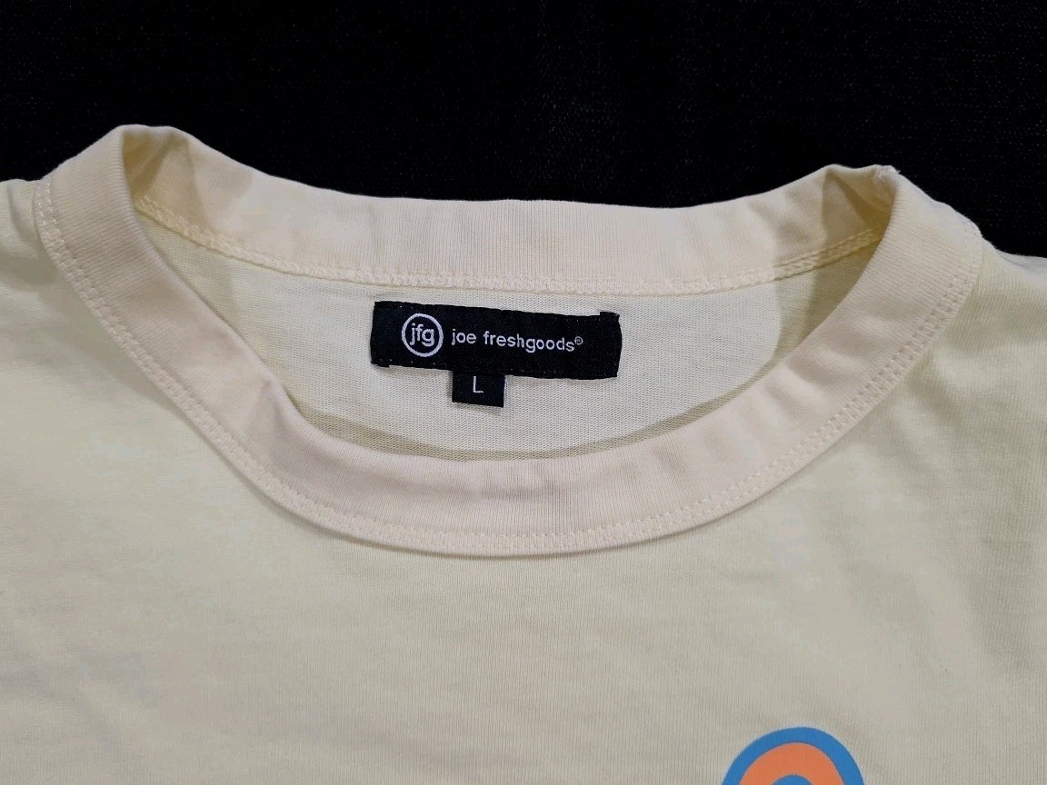 Joe Freshgoods Men's Pale Yellow Short Sleeve Graphic T-shirt Large gallery