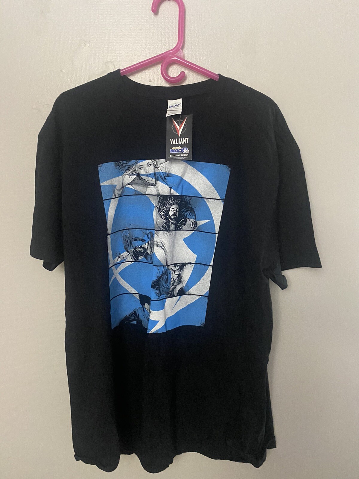 Valiant Shirt Size 2XL Hanger Not Included gallery