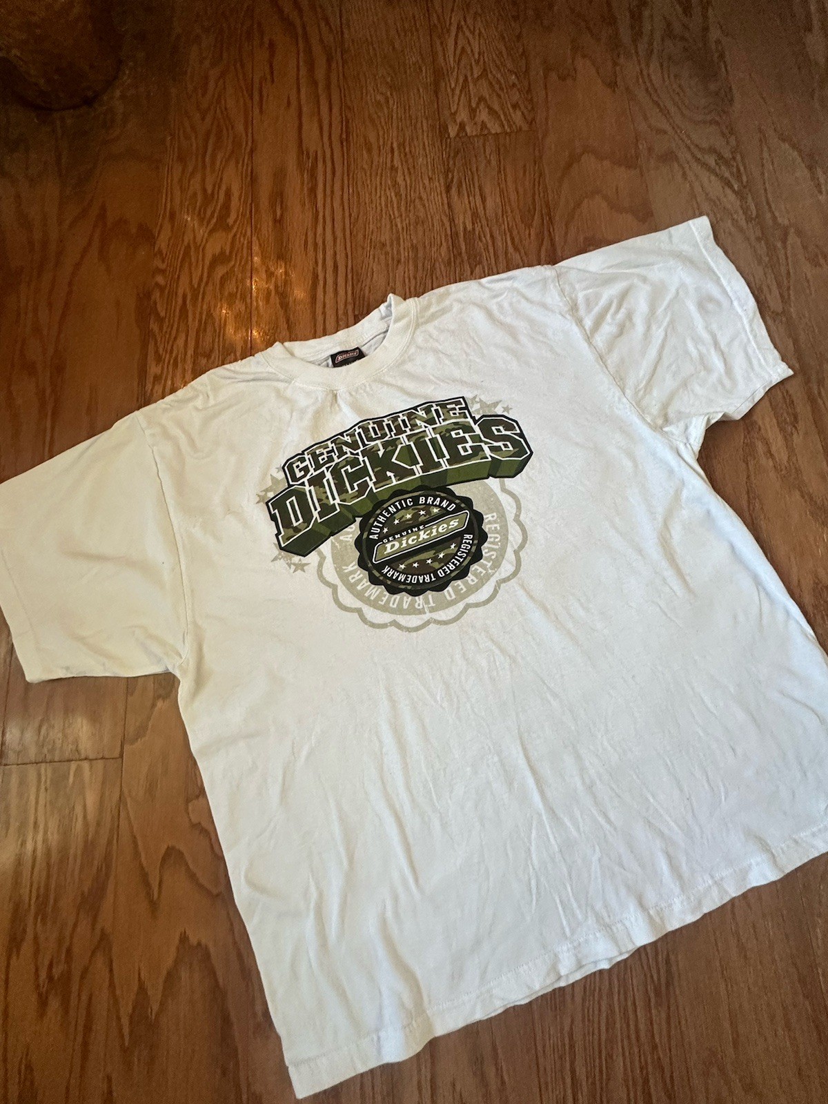 Genuine Dickies T-Shirt,XL,Authentic Brand Registered Trademark Crest,White/Camo