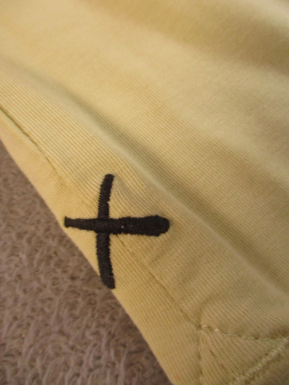 Cuts Clothing Split Hem Signature Shirt Mens Large Pale Yellow Stretch Pica Pro gallery