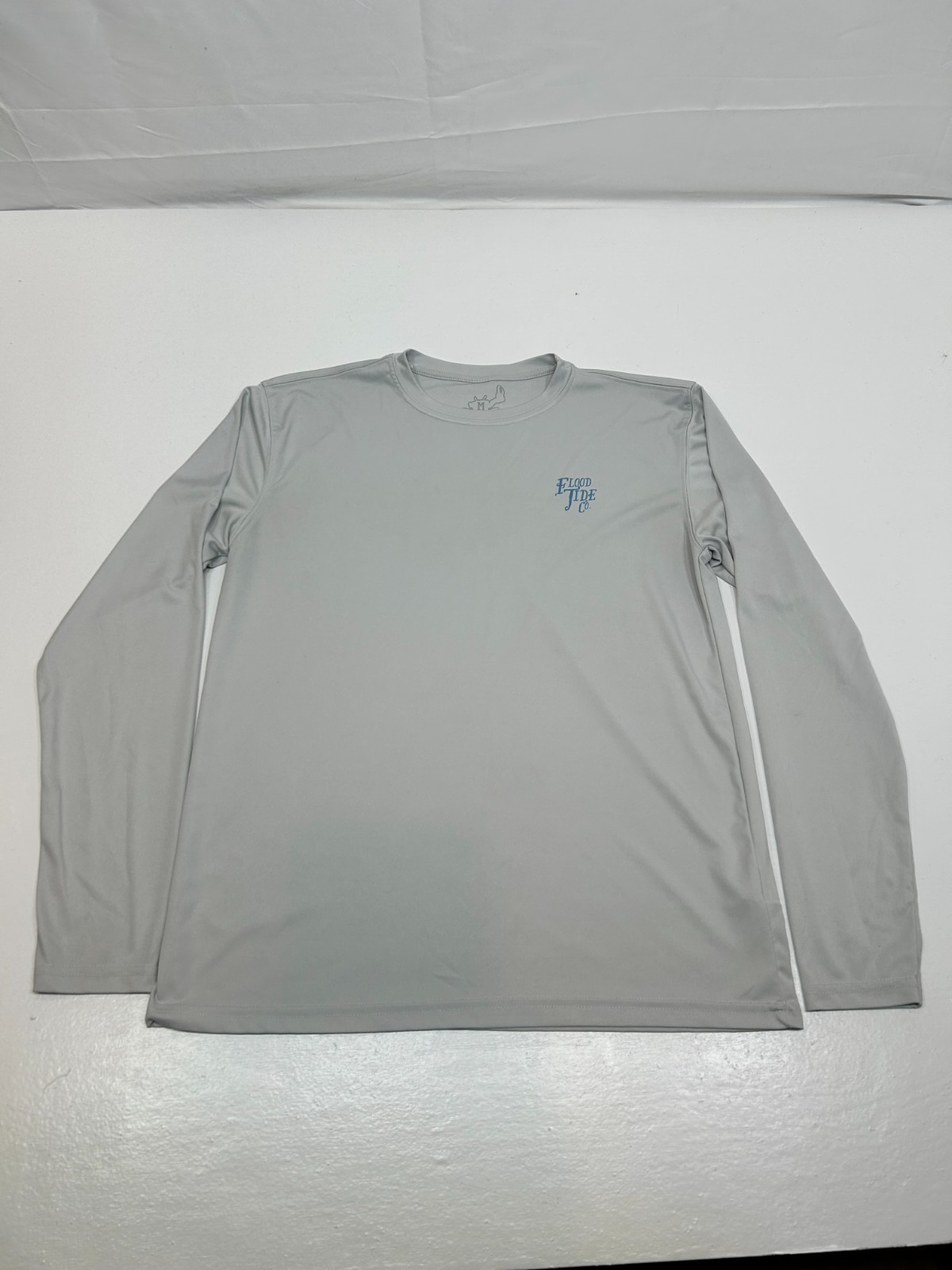 Flood Tide Co Fishing Shirt Skull & Striped Bass Gray Medium Solar UV Protection gallery
