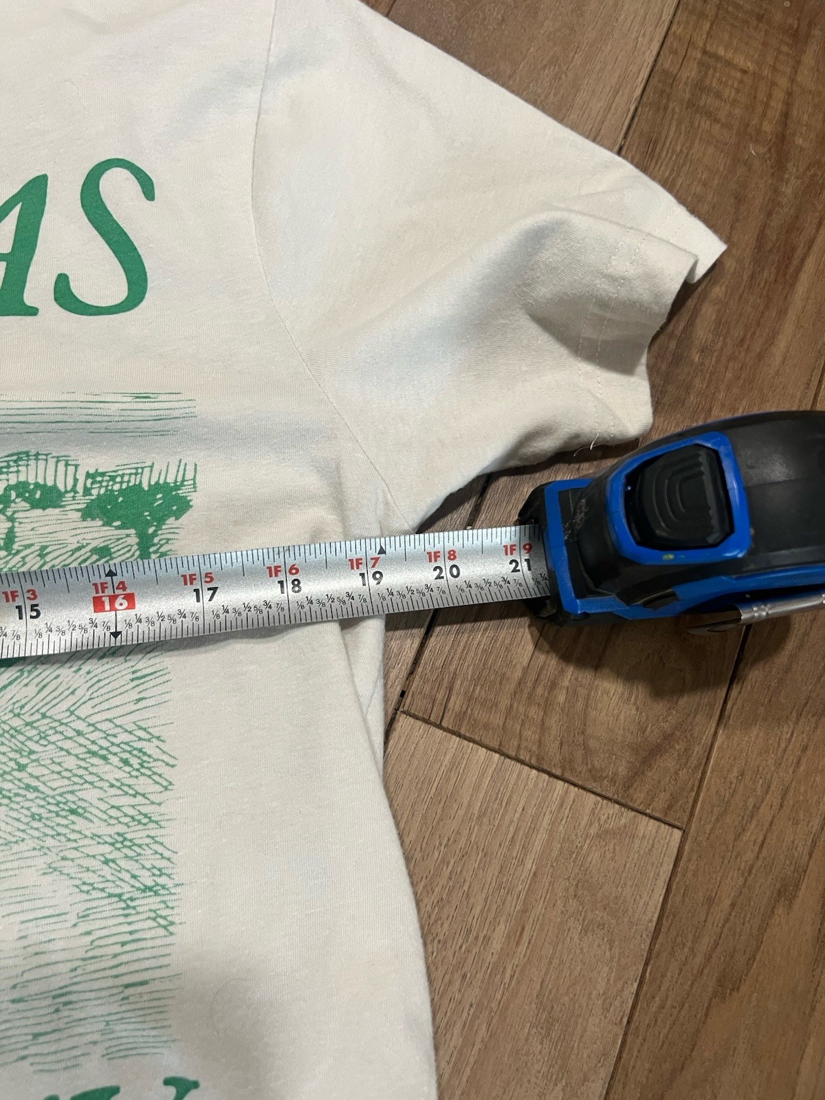 Zoe + Liv Calabasas Golf Getaway 1987 Graphic Tshirt Golfing Vintage Graphic Tee gallery
