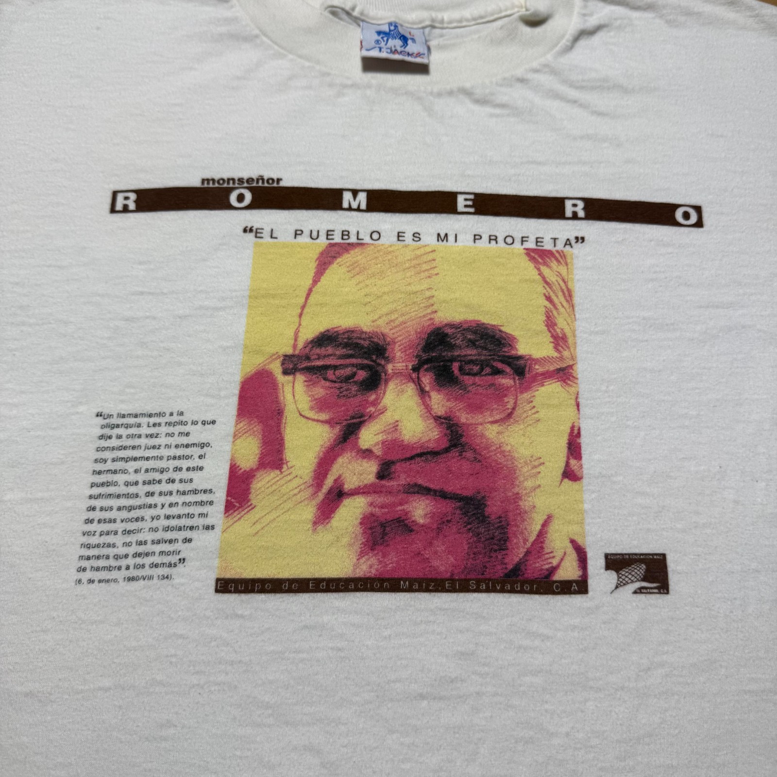 Vintage 90s Monsenor Oscar Romero El Salvador Catholic Prelate T-Shirt - Large gallery