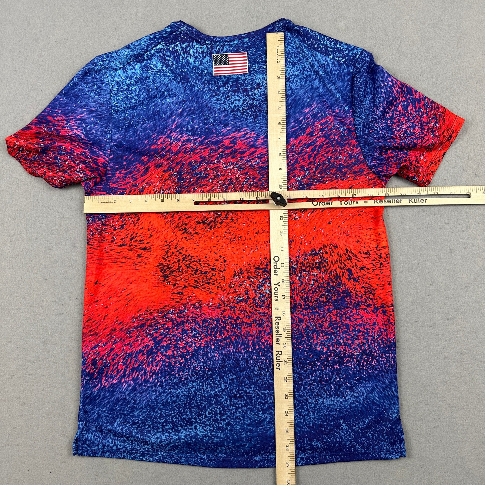 Nike USA Track & Field Shirt Men Small Blue Red Dri-Fit Graphic Flag Patch S gallery